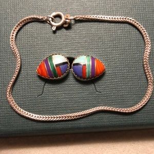 Sliver 925 bracelet and post earrings.